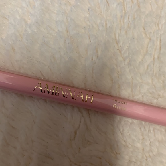 Makeup Bundle Lip & Bag Bundle - Picture 2 of 13